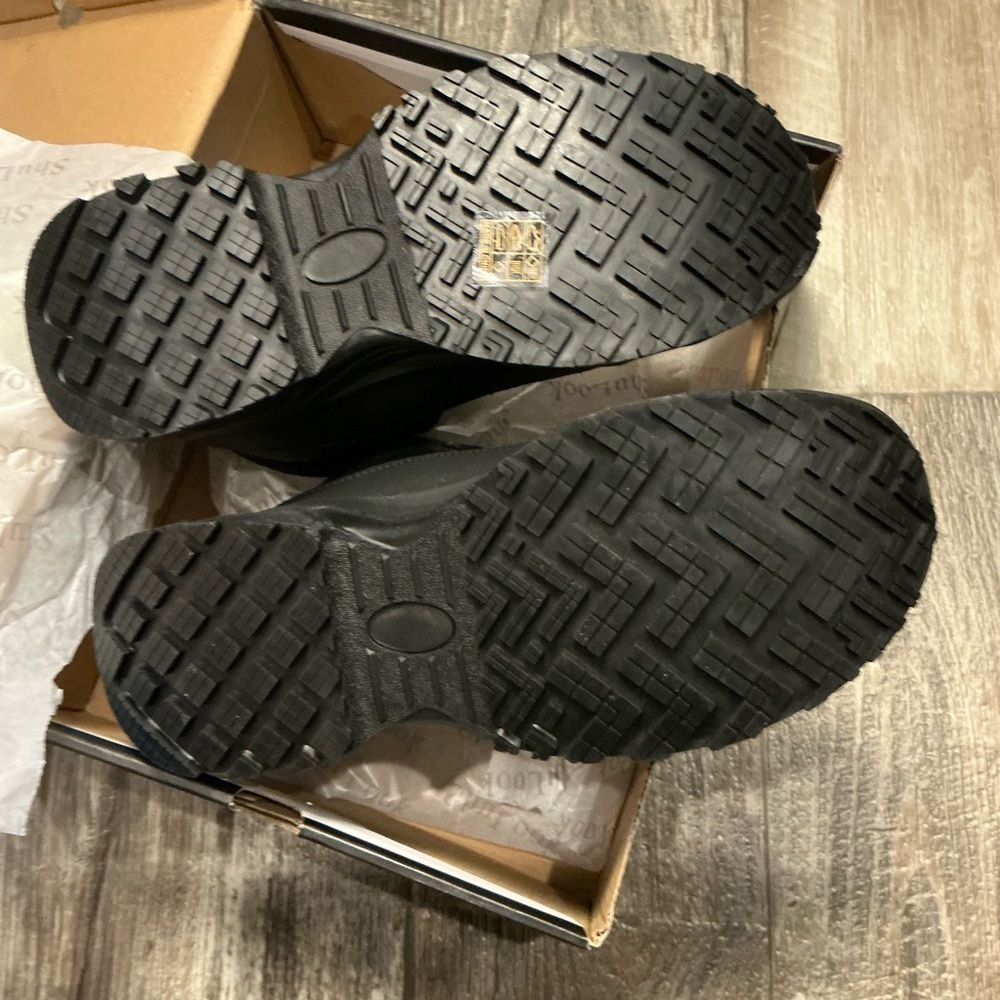 women’s Slipper Resistant and Waterproof Black Boots Size 8 - Picture 13 of 16